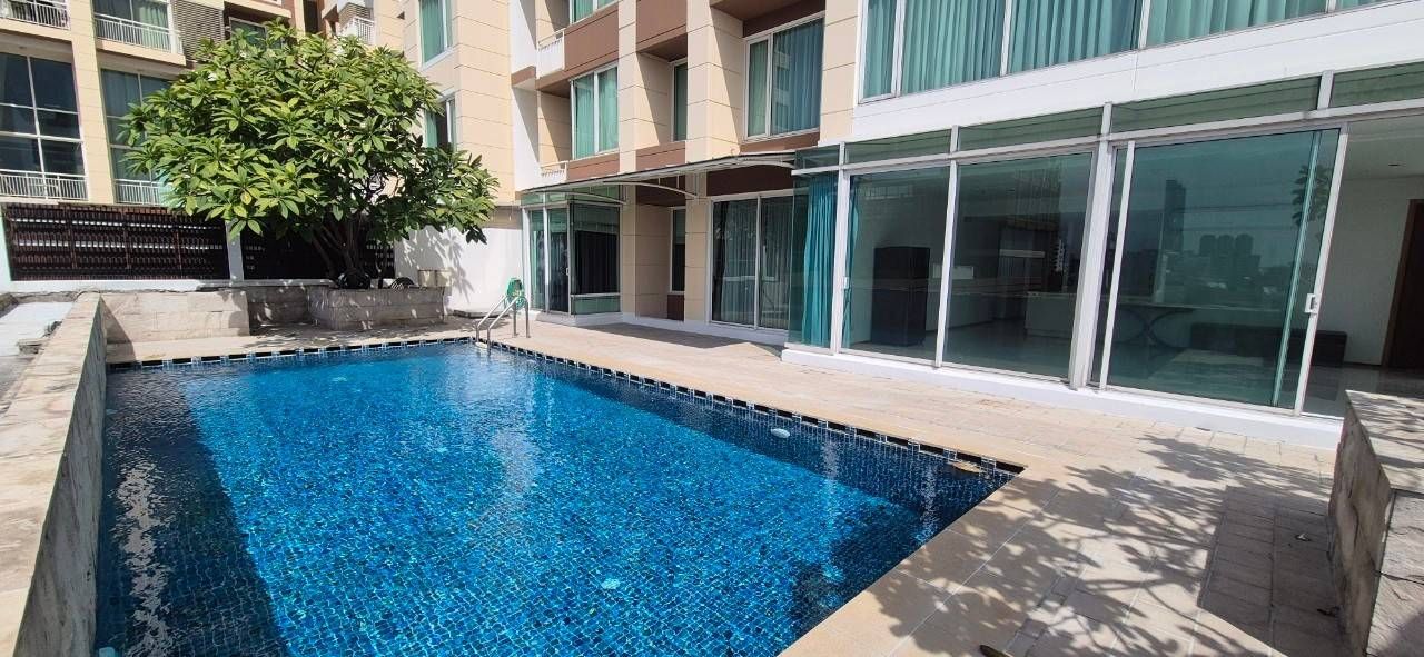 The Empire Place - Image 4