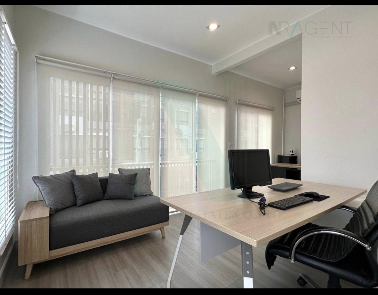 4 ห้องนอน ทาวน์เฮาส์ สำหรับขาย ใน ท่าแร้ง, บางเขน, กรุงเทพมหานคร - Image 2