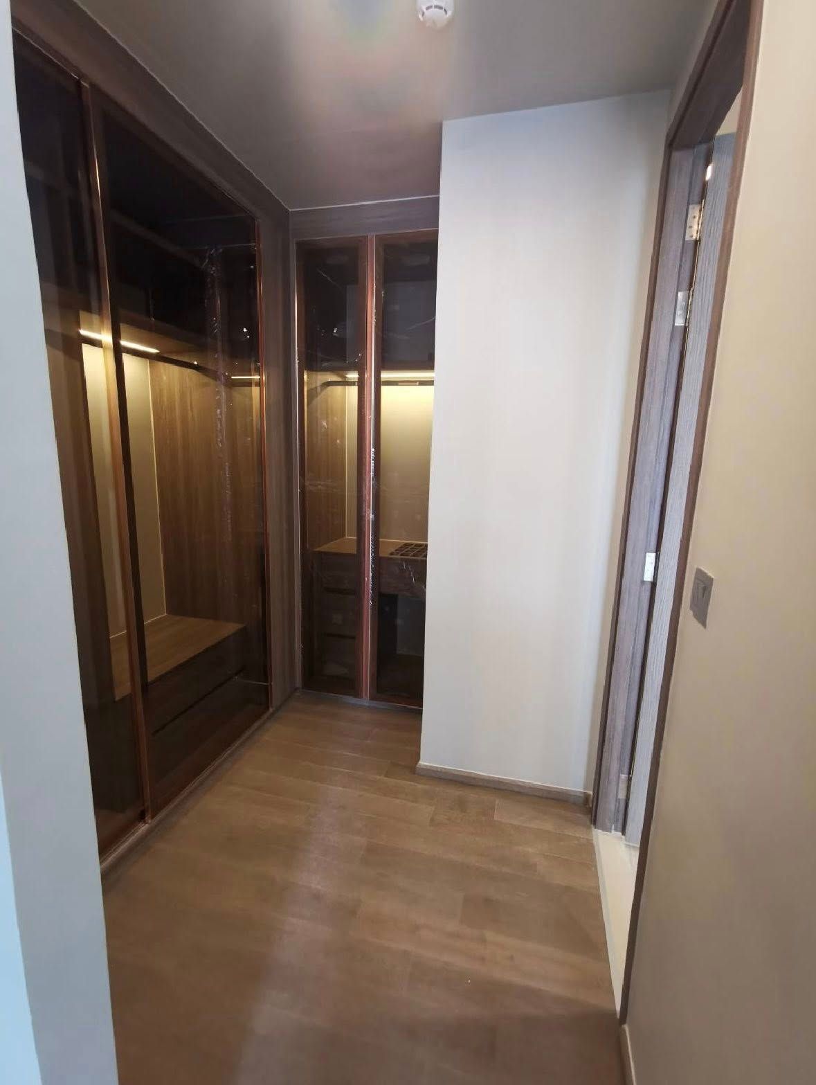 2 卧室 公寓 出租 在  - Image 15