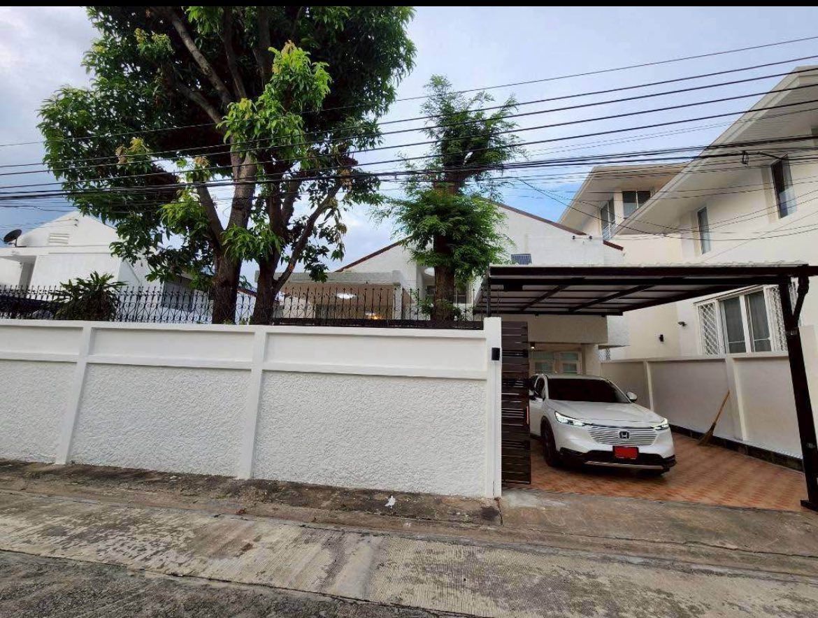 5 卧室 独立房屋 出租 在  - Image 1