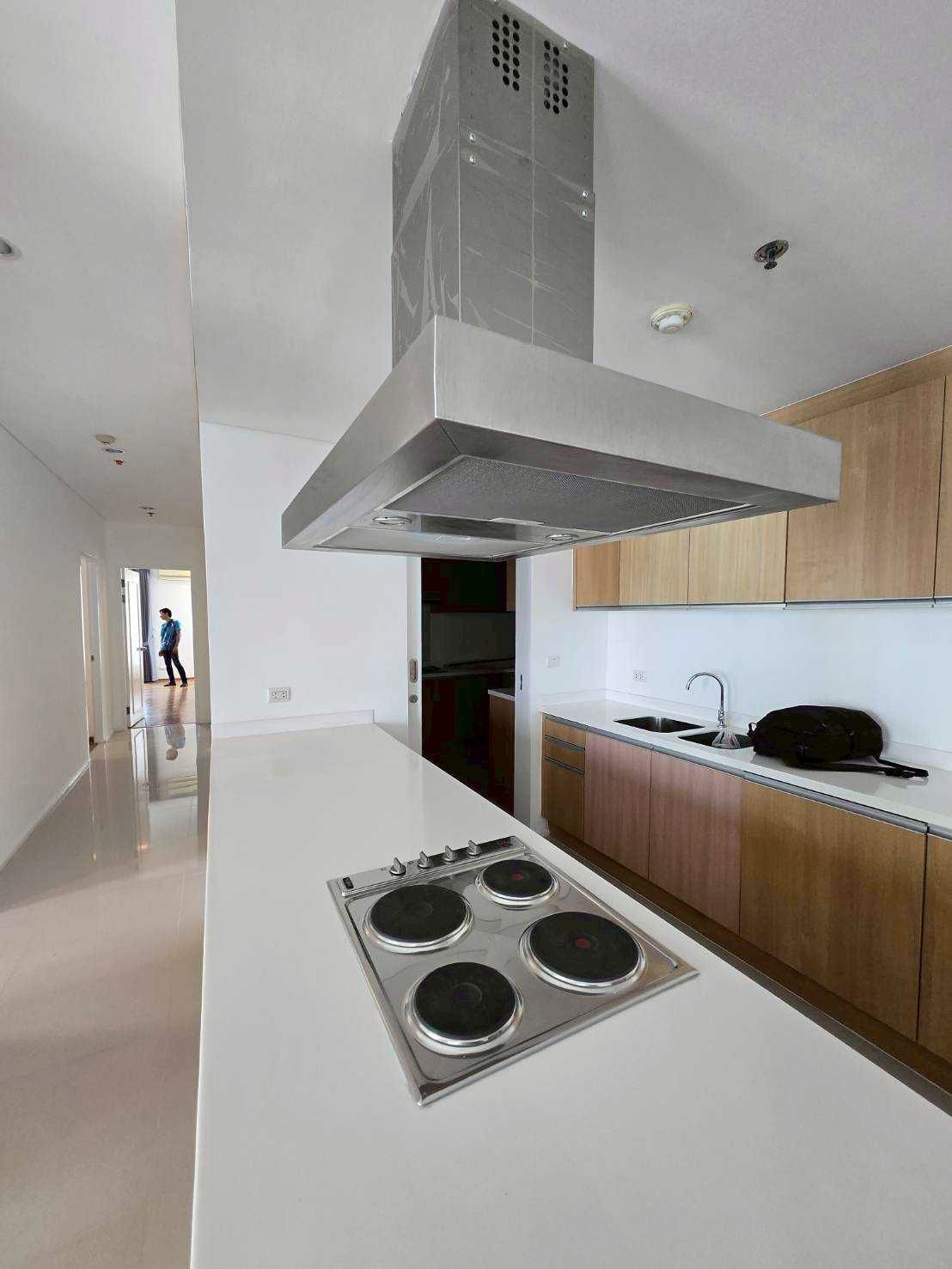 Villa Asoke Condominium - Image 5