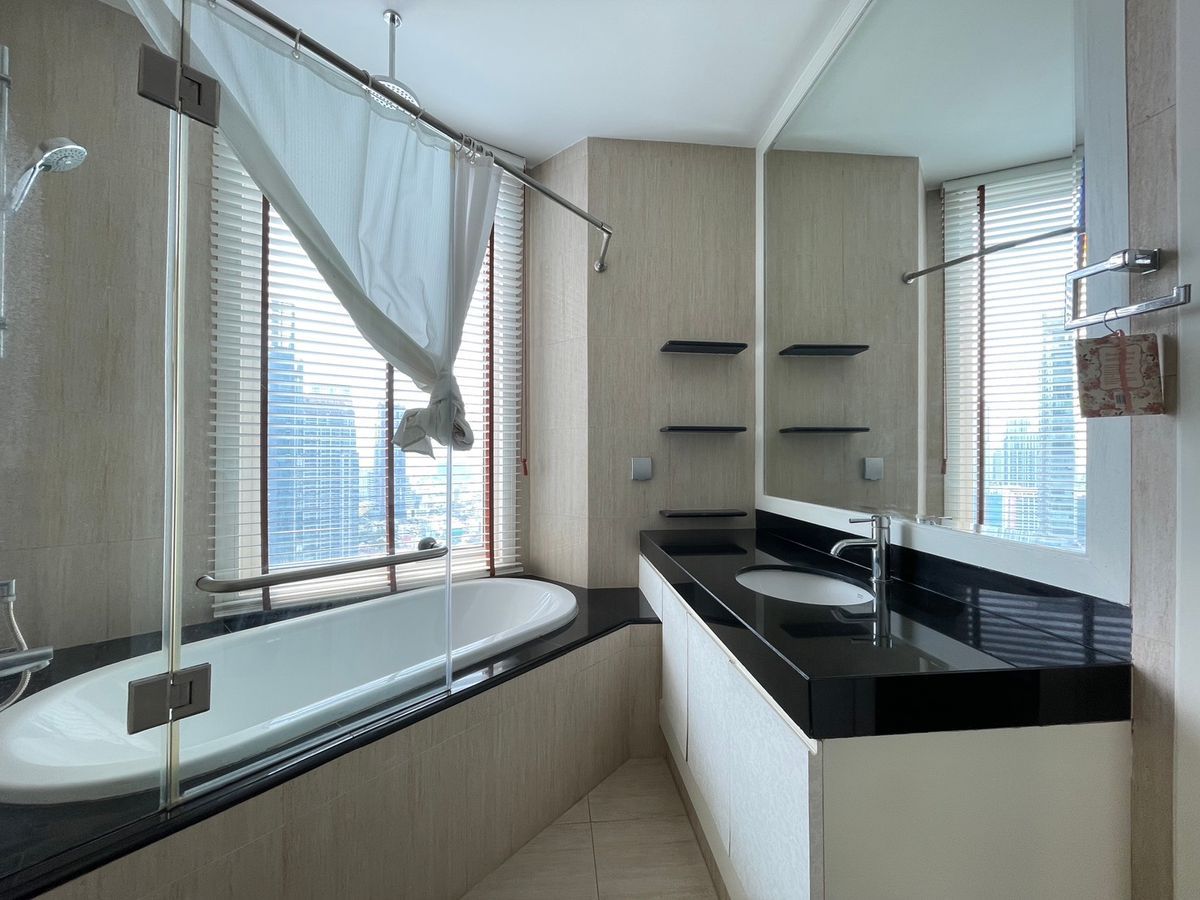 3 卧室 公寓 出租 在  - Image 6