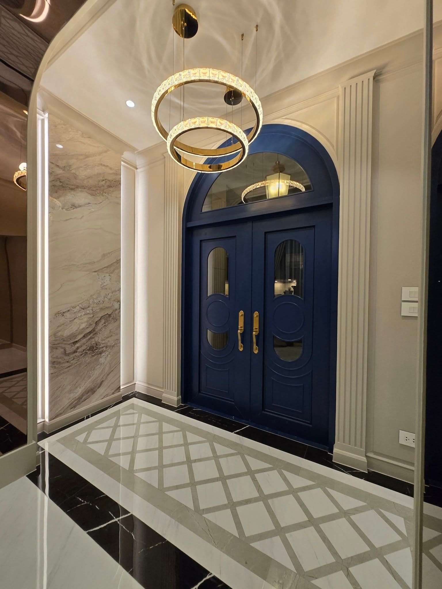 Narasiri Krungthepkreetha - Image 14