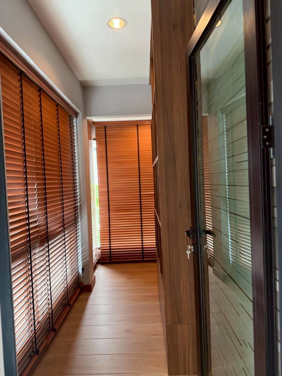 Blue Lagoon 2 - Image 12