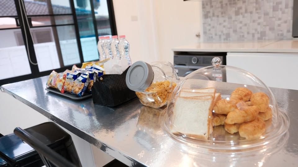 5 Bedroom House For Rent in Bang Na, Bang Na, Bangkok - Image 17