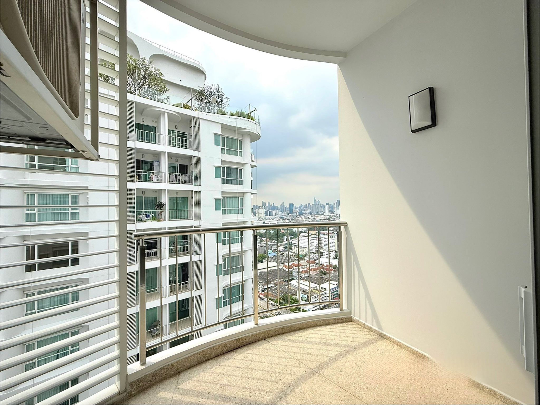 1 卧室 公寓 出售 在  - Image 7