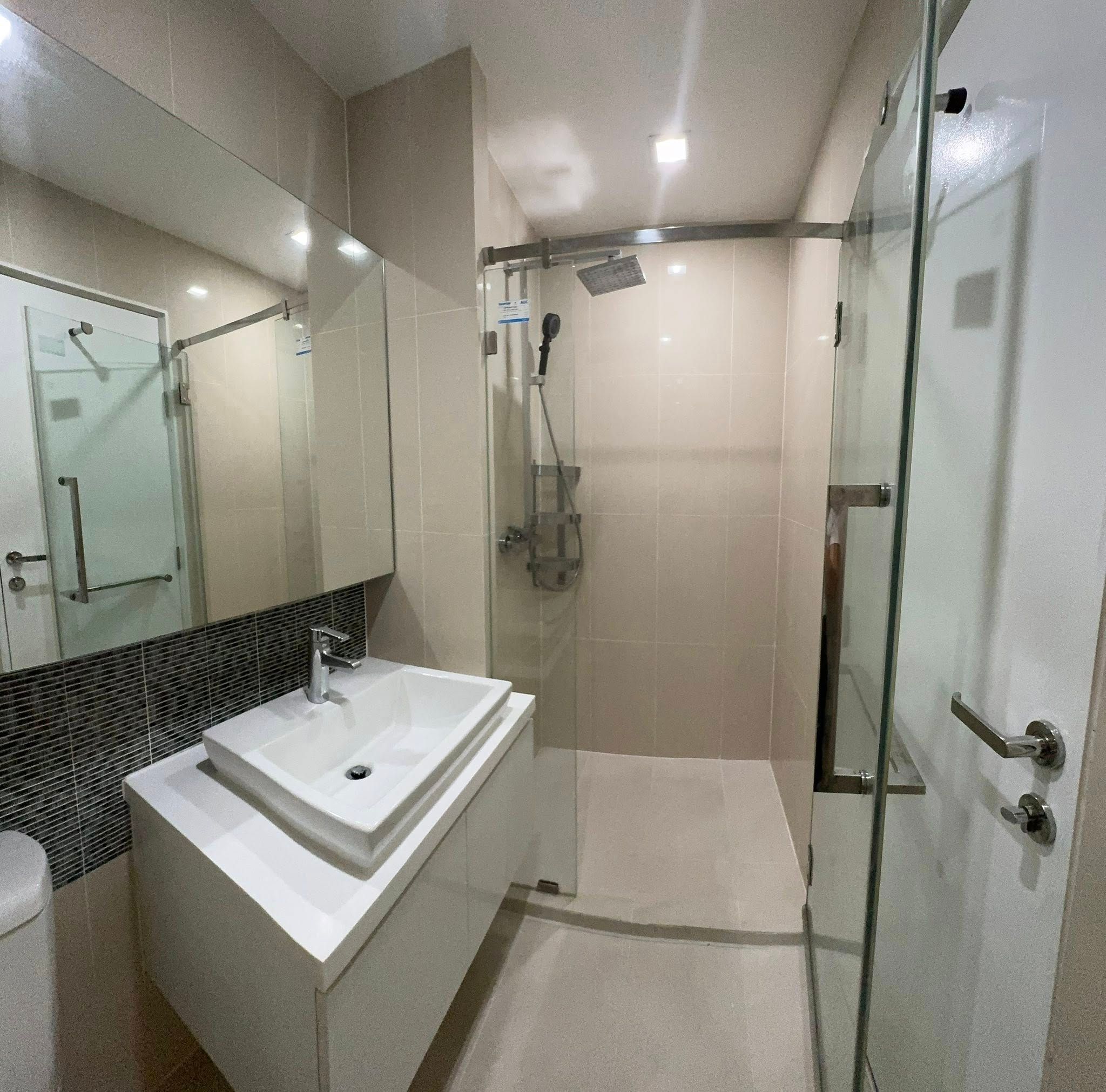 1 卧室 公寓 出售 在  - Image 6