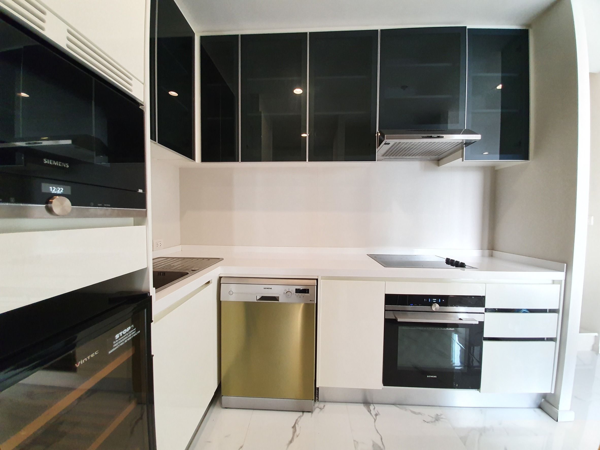 uploads/3efcf3ff-14c0-49cd-a97d-c18a86e0c28f/87eba858-03ce-4439-8668-22812a811d08