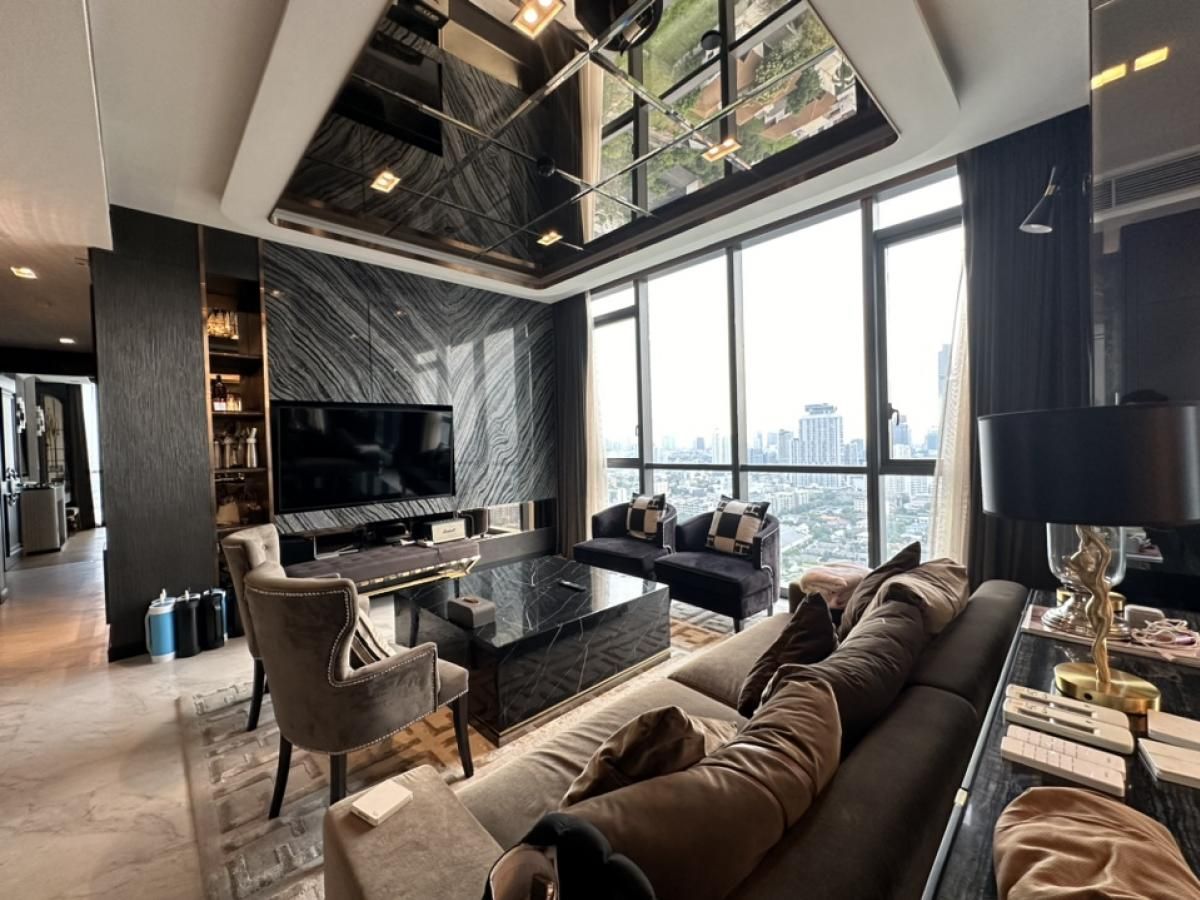 The Monument Thong Lo - Image 3