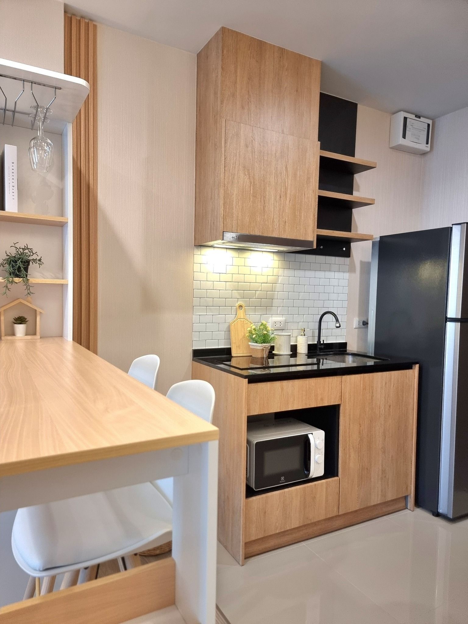 1 卧室 公寓 出租 在  - Image 6