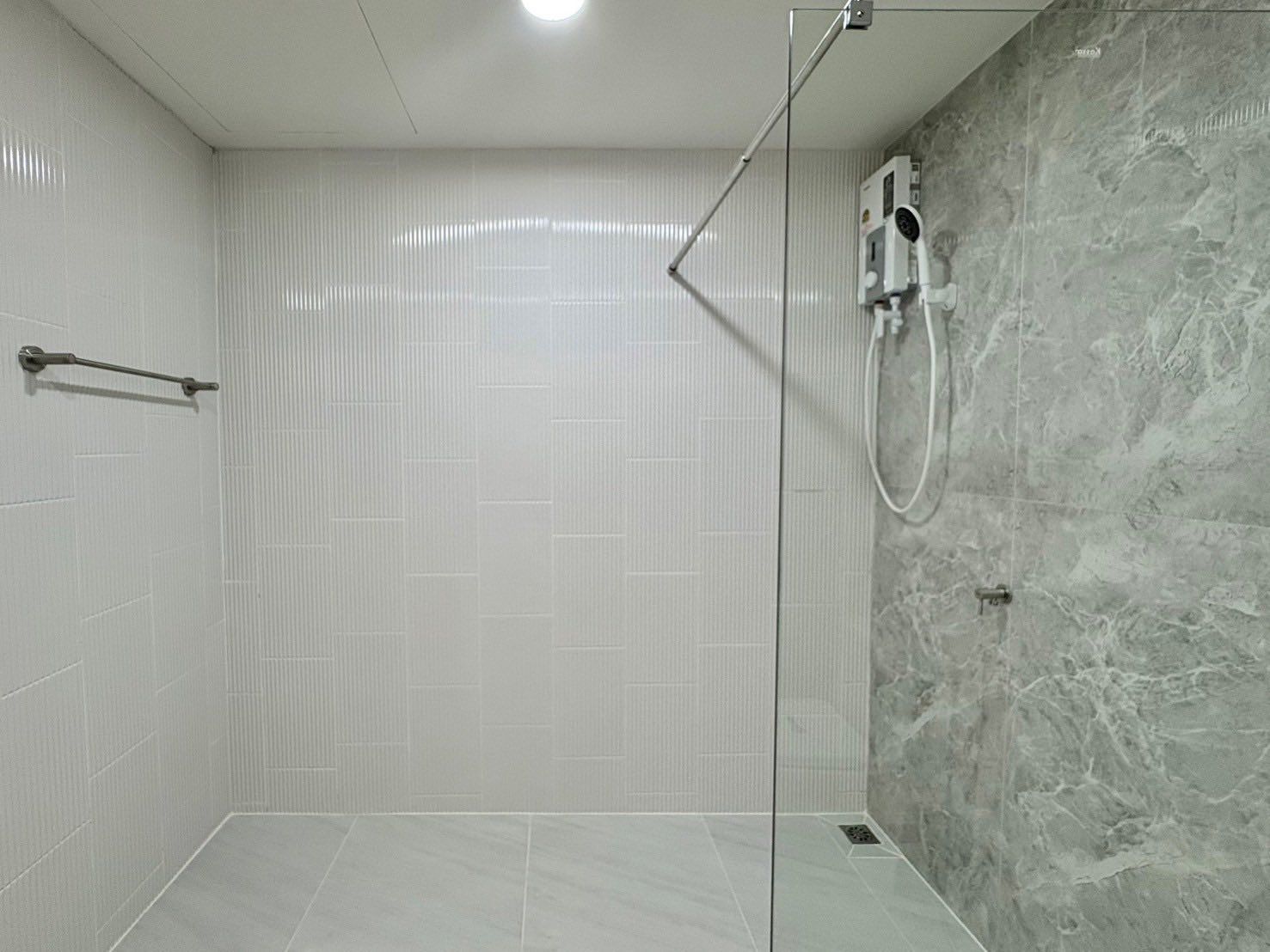 5 卧室 独立房屋 出租 在  - Image 20