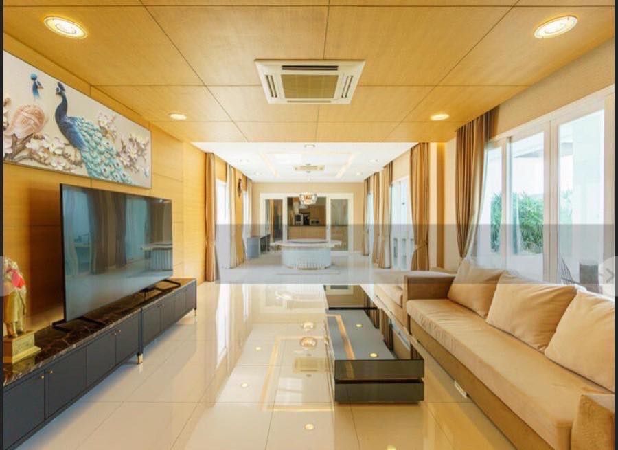 7 卧室 独立房屋 出租 在  - Image 25