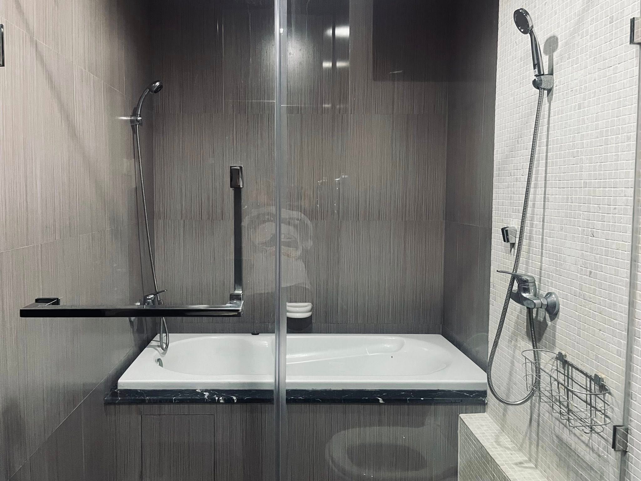 2 卧室 公寓 出租 在  - Image 11