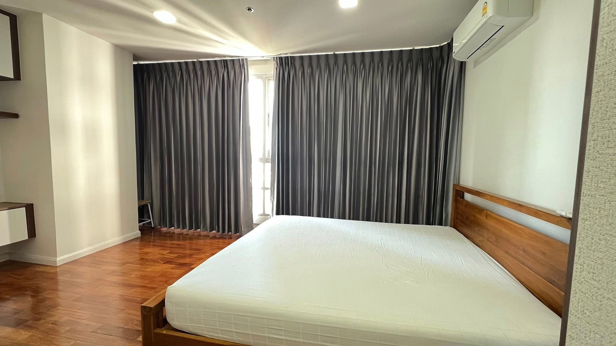 Pathumwan Resort - Image 6