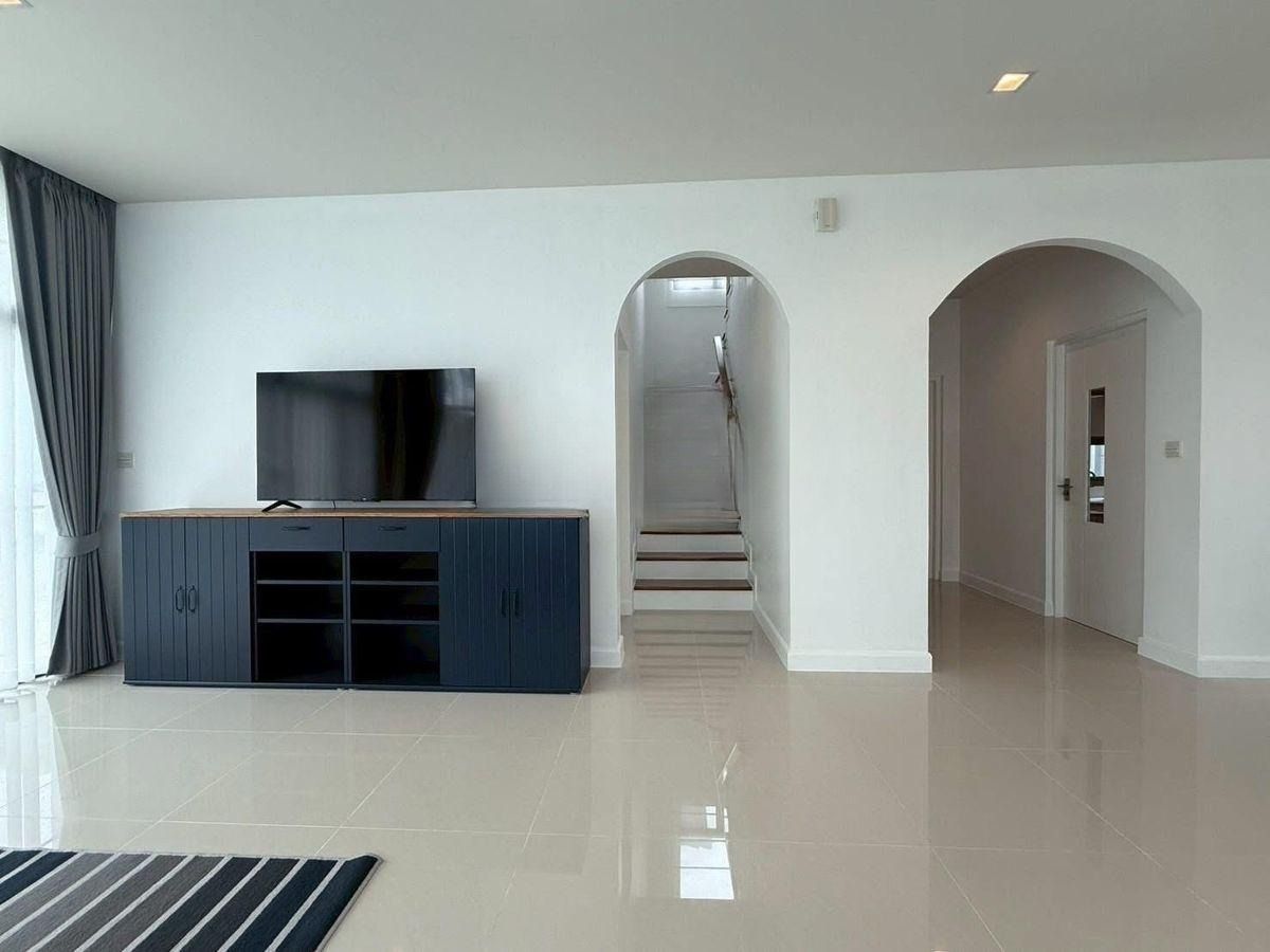 Setthasiri Srinakarin-Rama 9 - Image 3