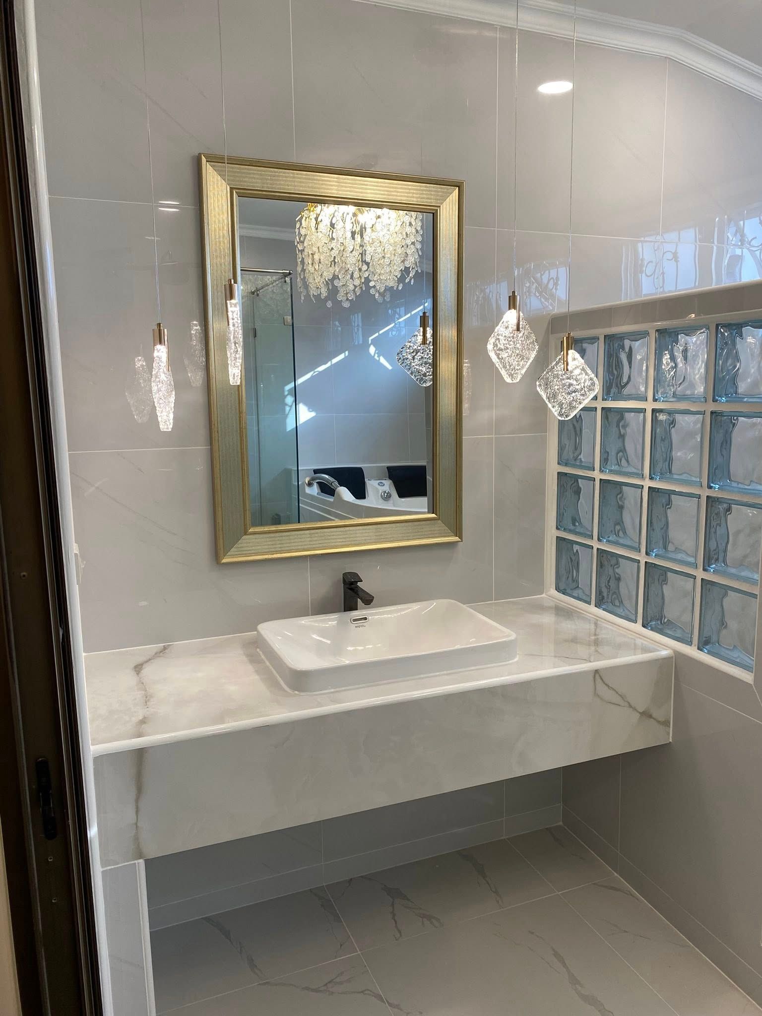 uploads/3efcf3ff-14c0-49cd-a97d-c18a86e0c28f/8d7bf8fe-4102-4591-a396-7d9439b9c31e