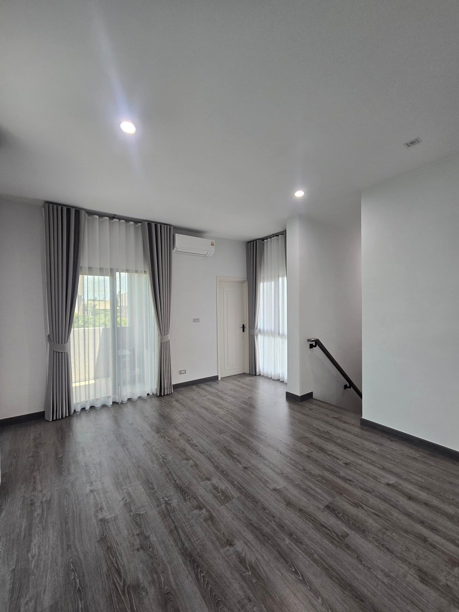 Baan Klang Muang CLASSE Sukhumvit 77 - Image 7