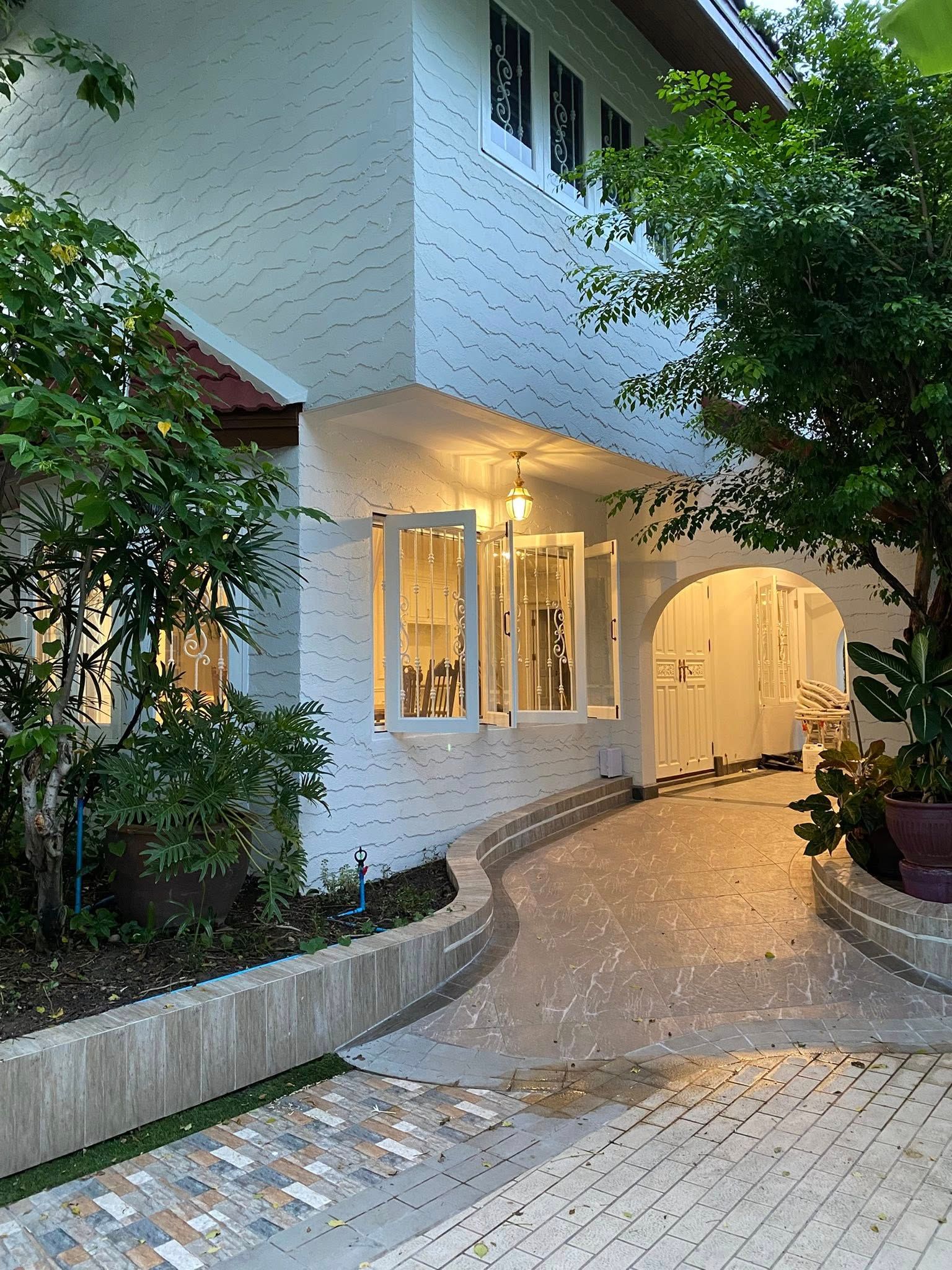 uploads/3efcf3ff-14c0-49cd-a97d-c18a86e0c28f/8e1b9eab-1458-4590-97bc-02dc733dc518