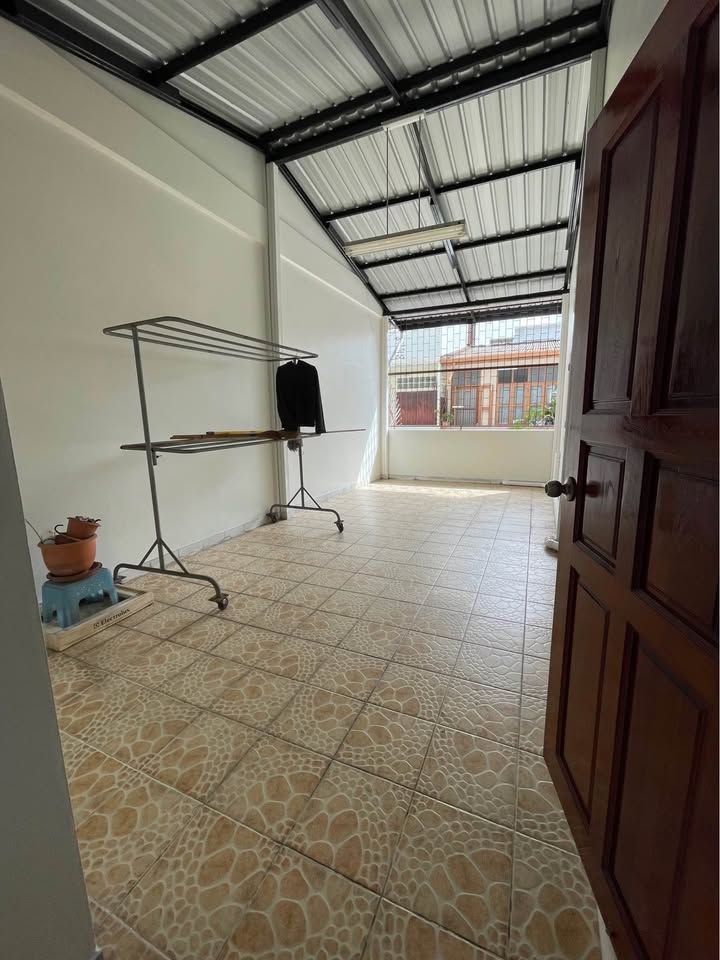  Building For Rent in Rong Mueang, Pathum Wan, Bangkok - Image 14