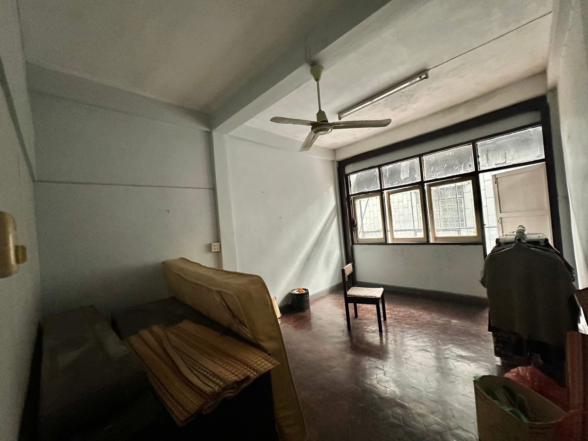 4 卧室 联排别墅 出租 在  - Image 28