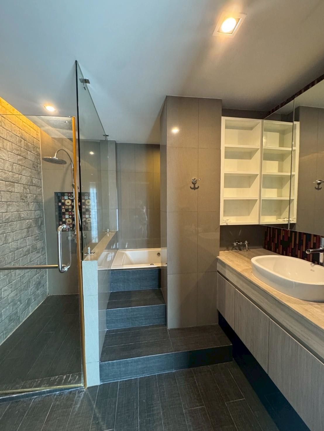 uploads/3efcf3ff-14c0-49cd-a97d-c18a86e0c28f/910c4a87-0b6c-4722-93b6-5131aacd2b7f