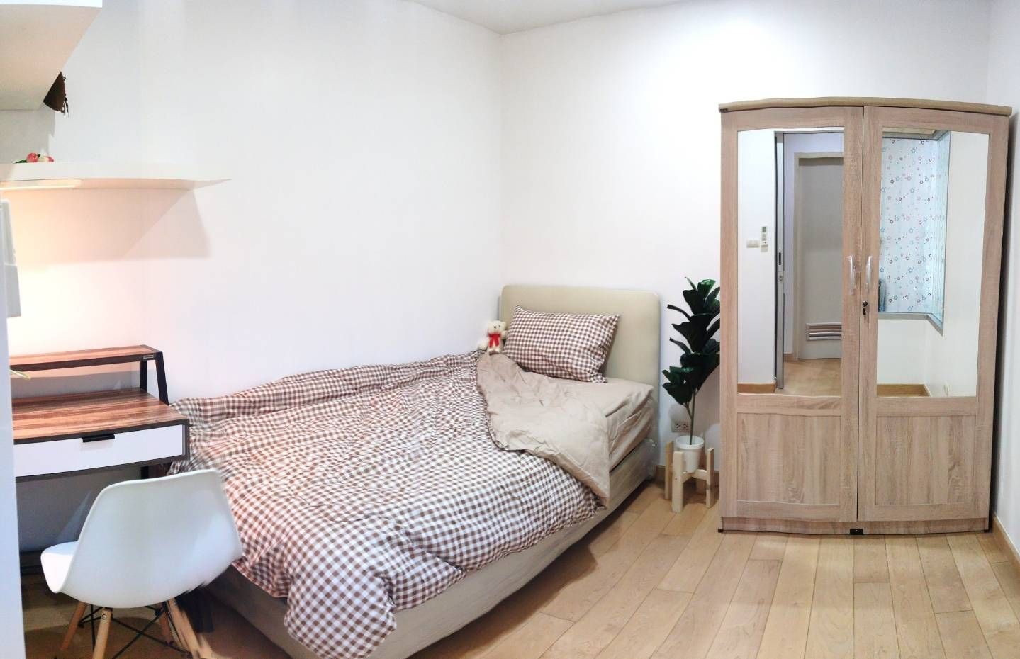 2 Bedroom Condo For Rent in Maha Phruettharam, Bang Rak, Bangkok - Image 10