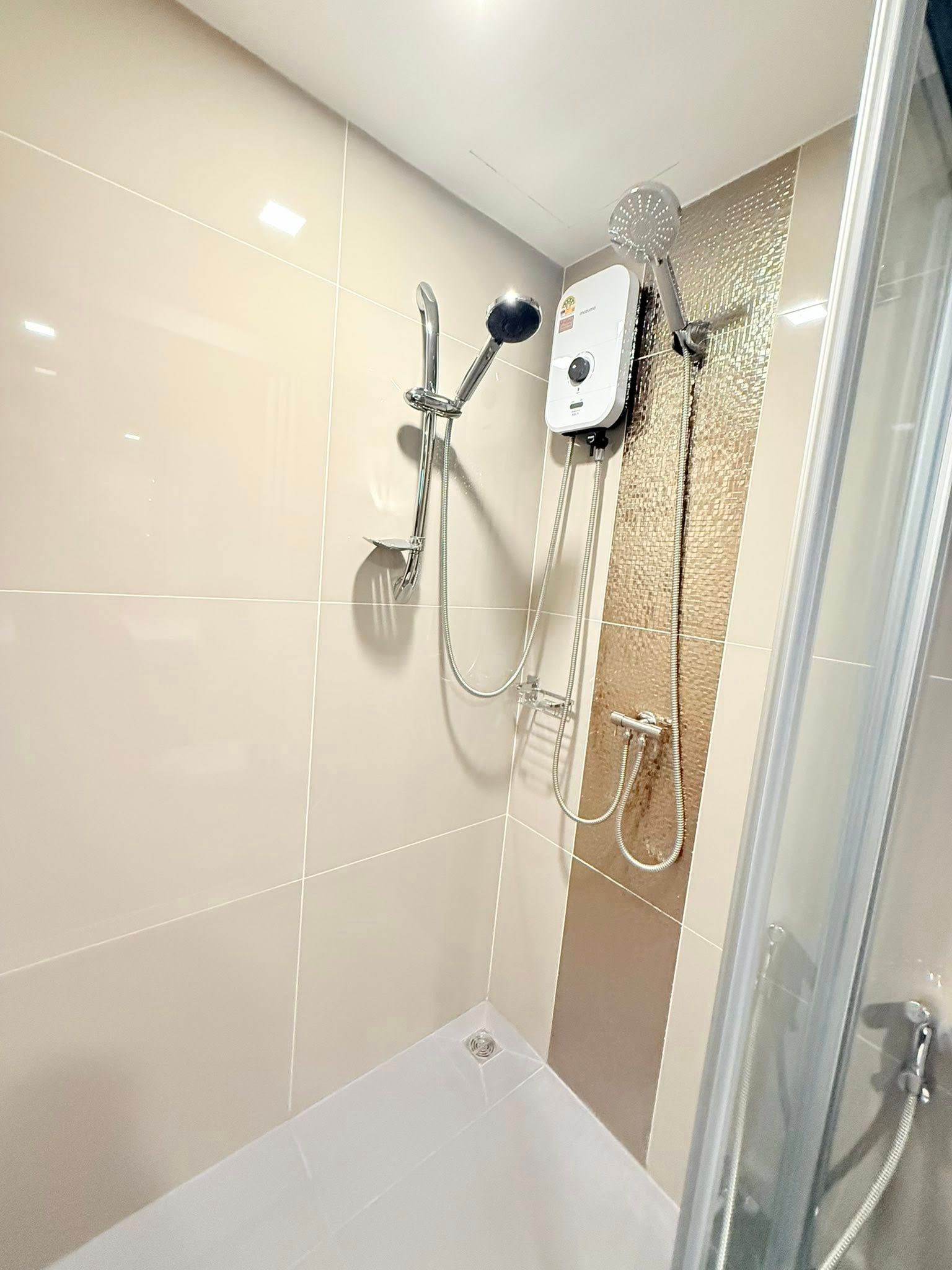 1 卧室 公寓 出租 在  - Image 12