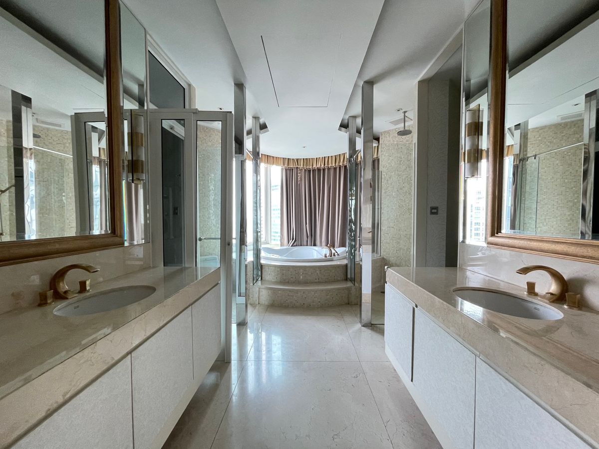 3 卧室 公寓 出租 在  - Image 14