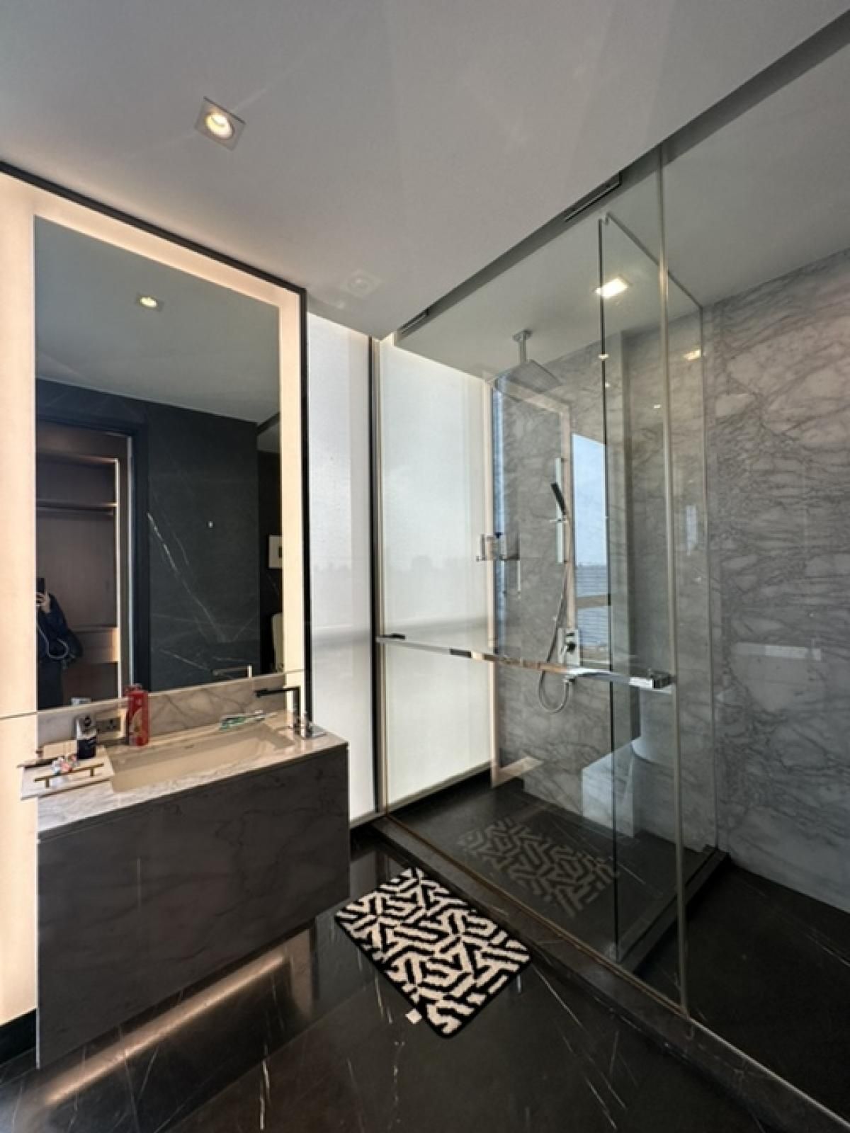 The Monument Thong Lo - Image 16