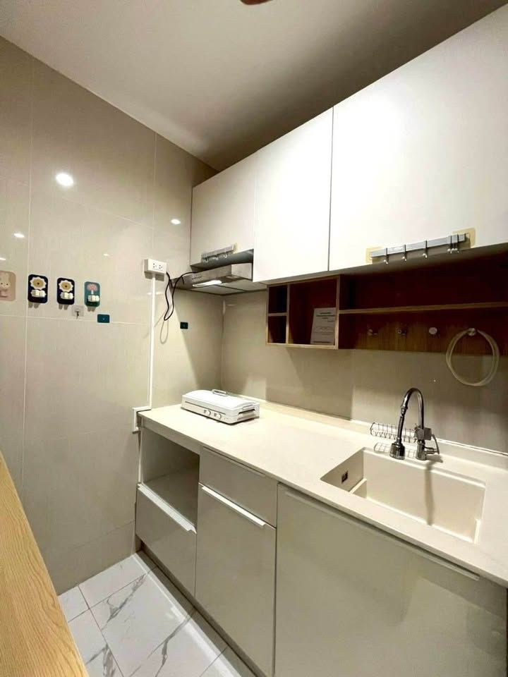 4 卧室 联排别墅 出租 在  - Image 28