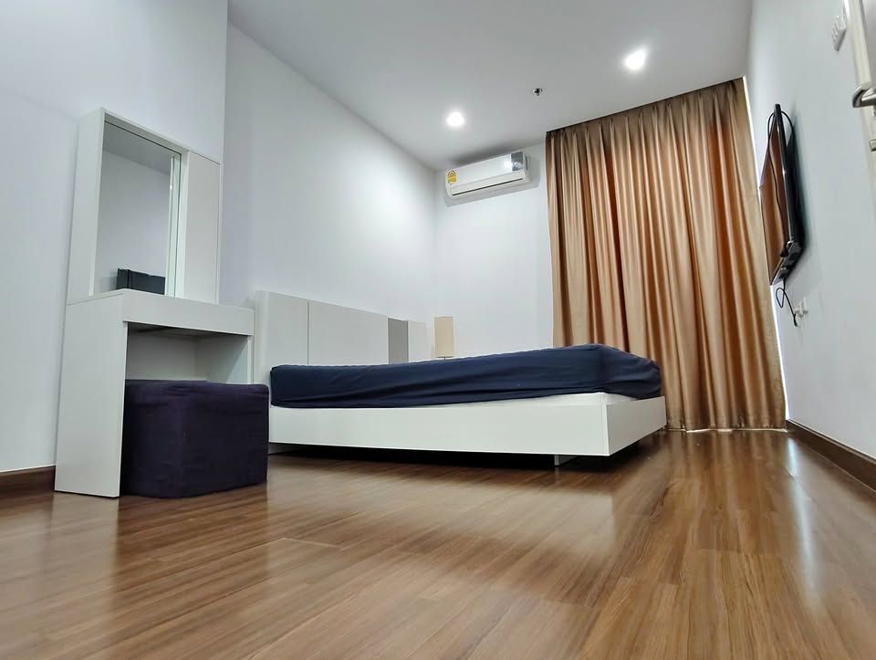 1 卧室 公寓 出租 在  - Image 2