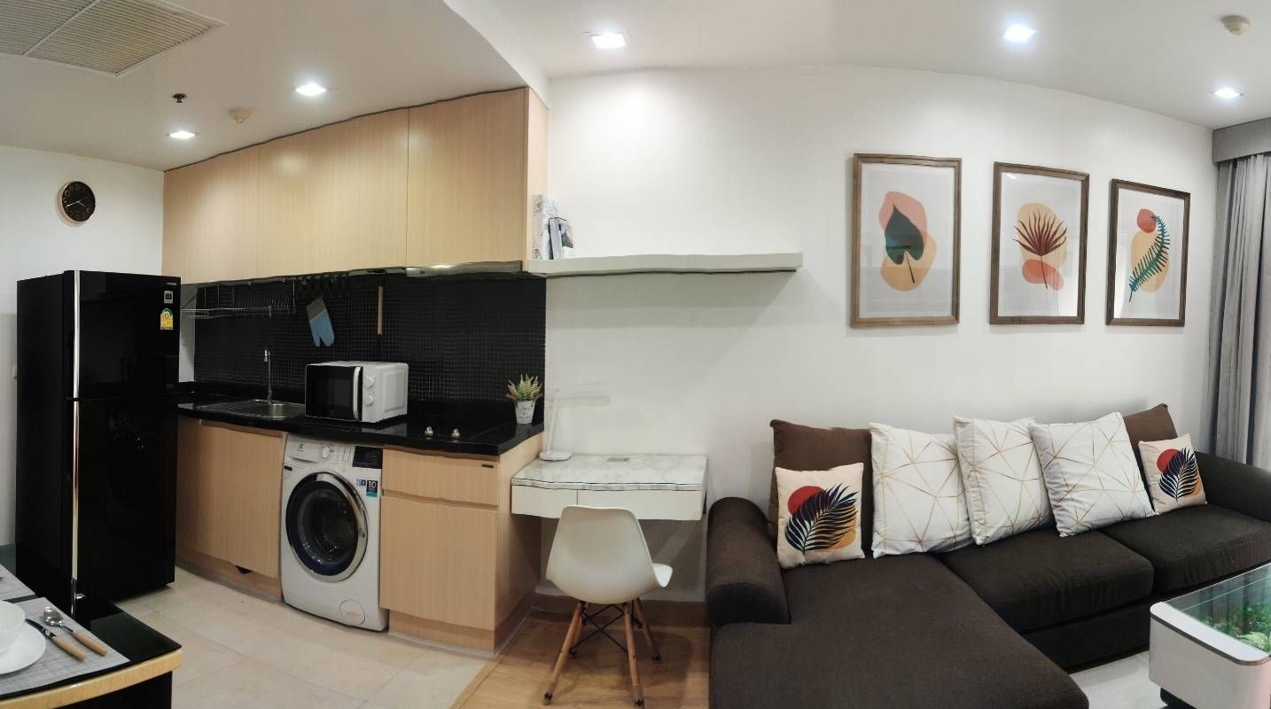 2 Bedroom Condo For Rent in Maha Phruettharam, Bang Rak, Bangkok - Image 3