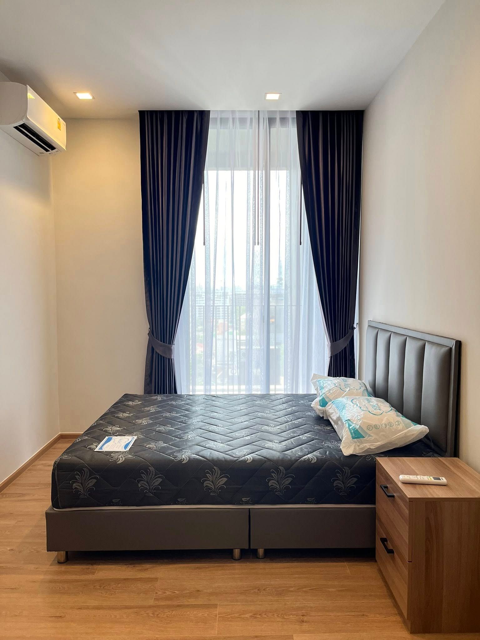 Noble Around Ari - Image 4