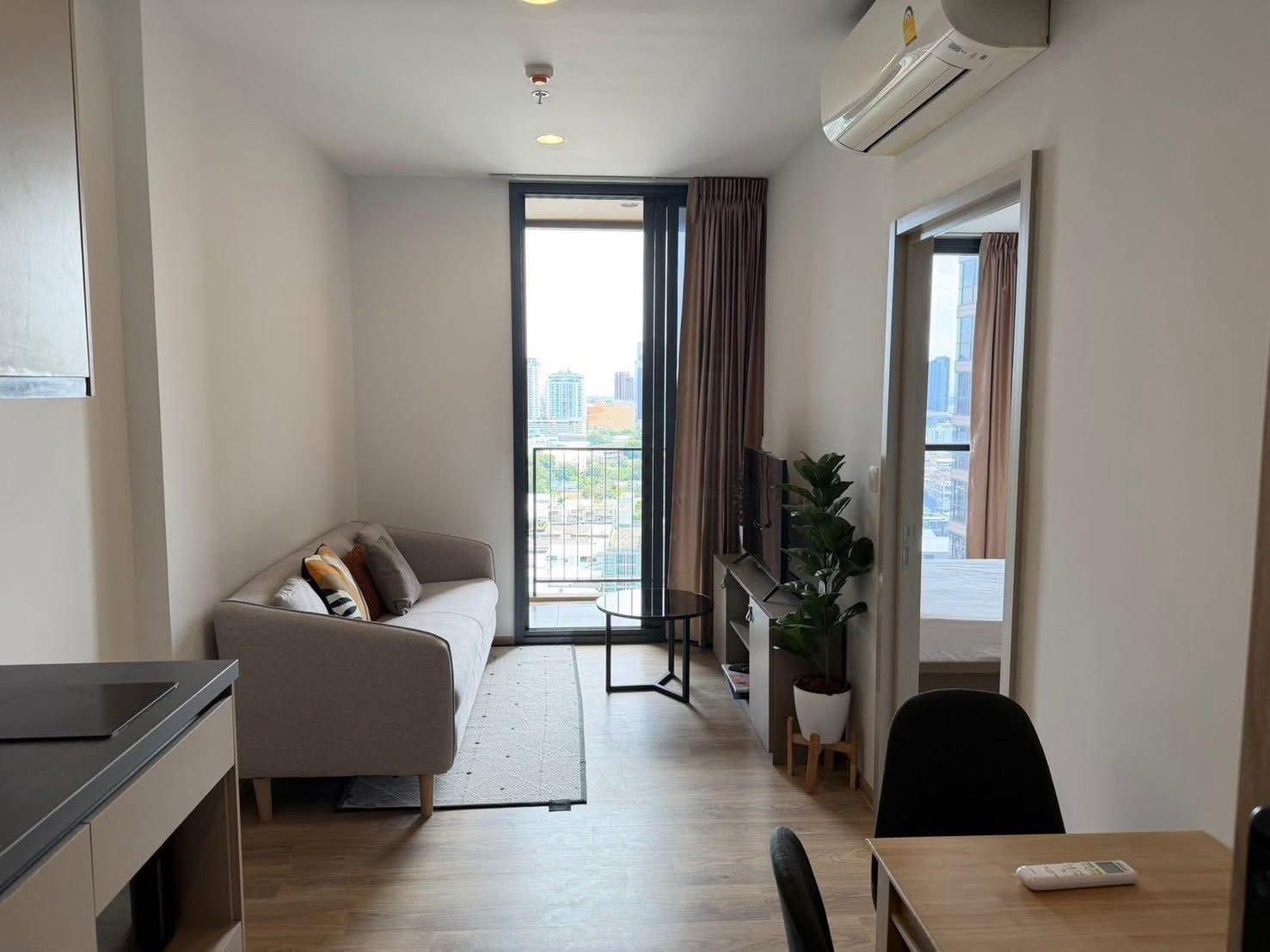 โอกะ เฮาส์ - Image 1