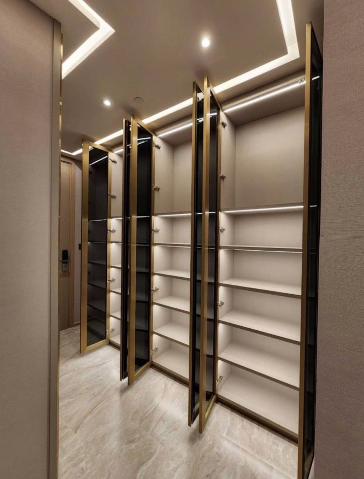 uploads/3efcf3ff-14c0-49cd-a97d-c18a86e0c28f/97ce1c03-b25b-44dc-b870-916eb1b3869f