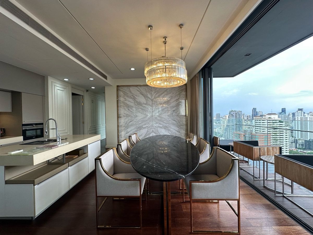 uploads/3efcf3ff-14c0-49cd-a97d-c18a86e0c28f/986b8e63-d249-4803-8713-a84ed109de7b