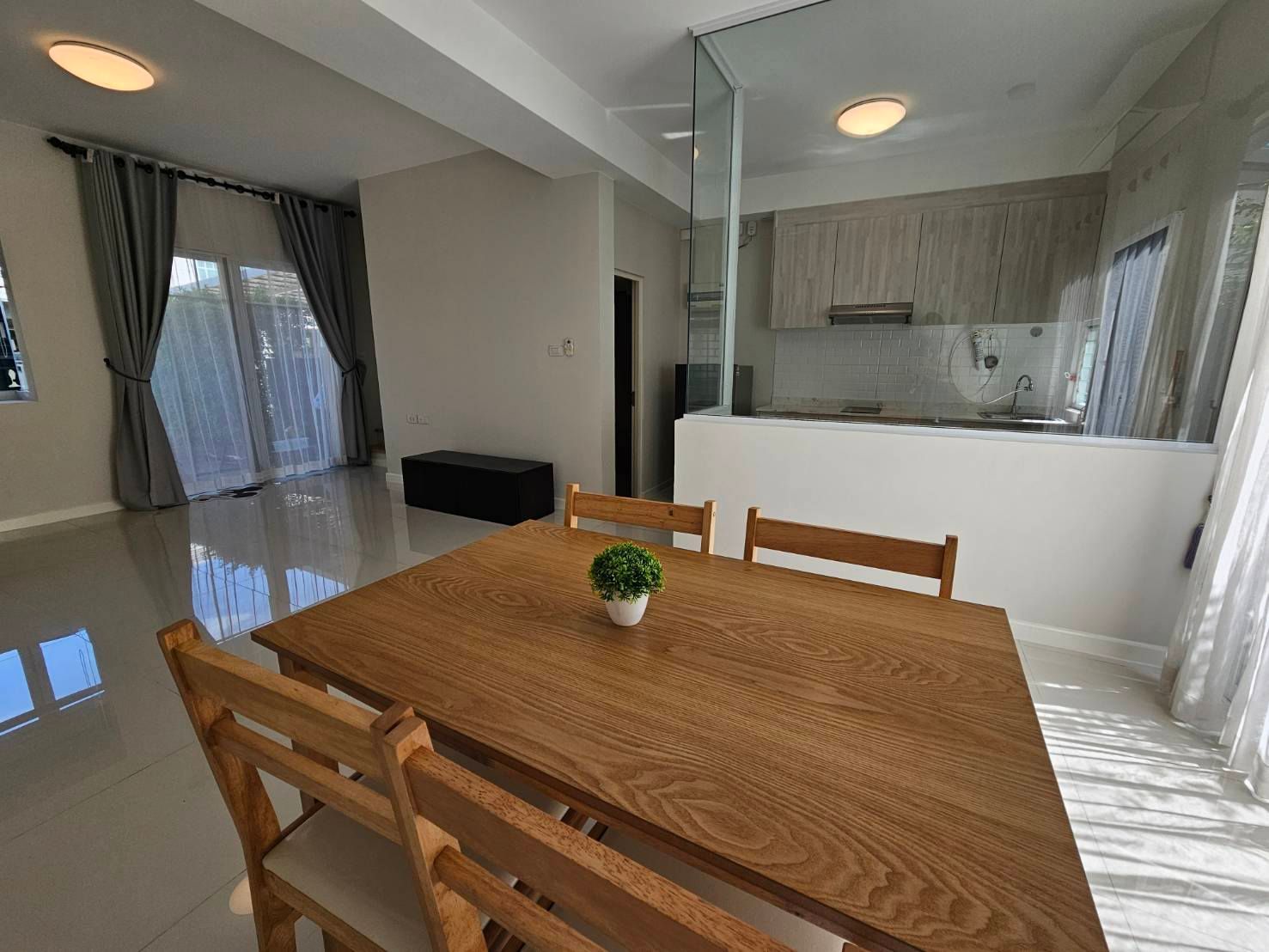 Villaggio Srinakarin-Bangna - Image 1