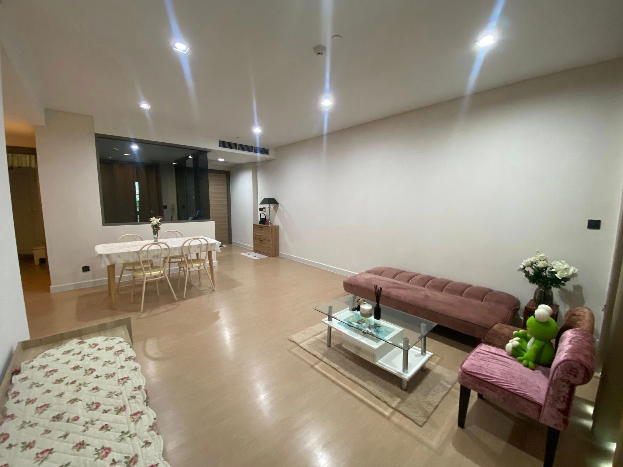 เดอะ รูม เจริญกรุง 30 - Image 1