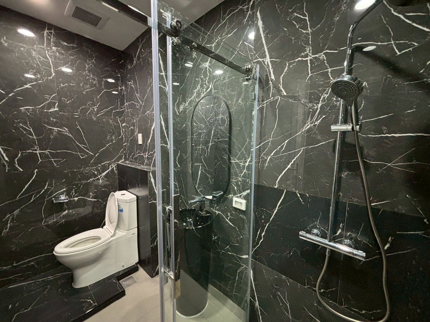 1 卧室 公寓 出售 在  - Image 15