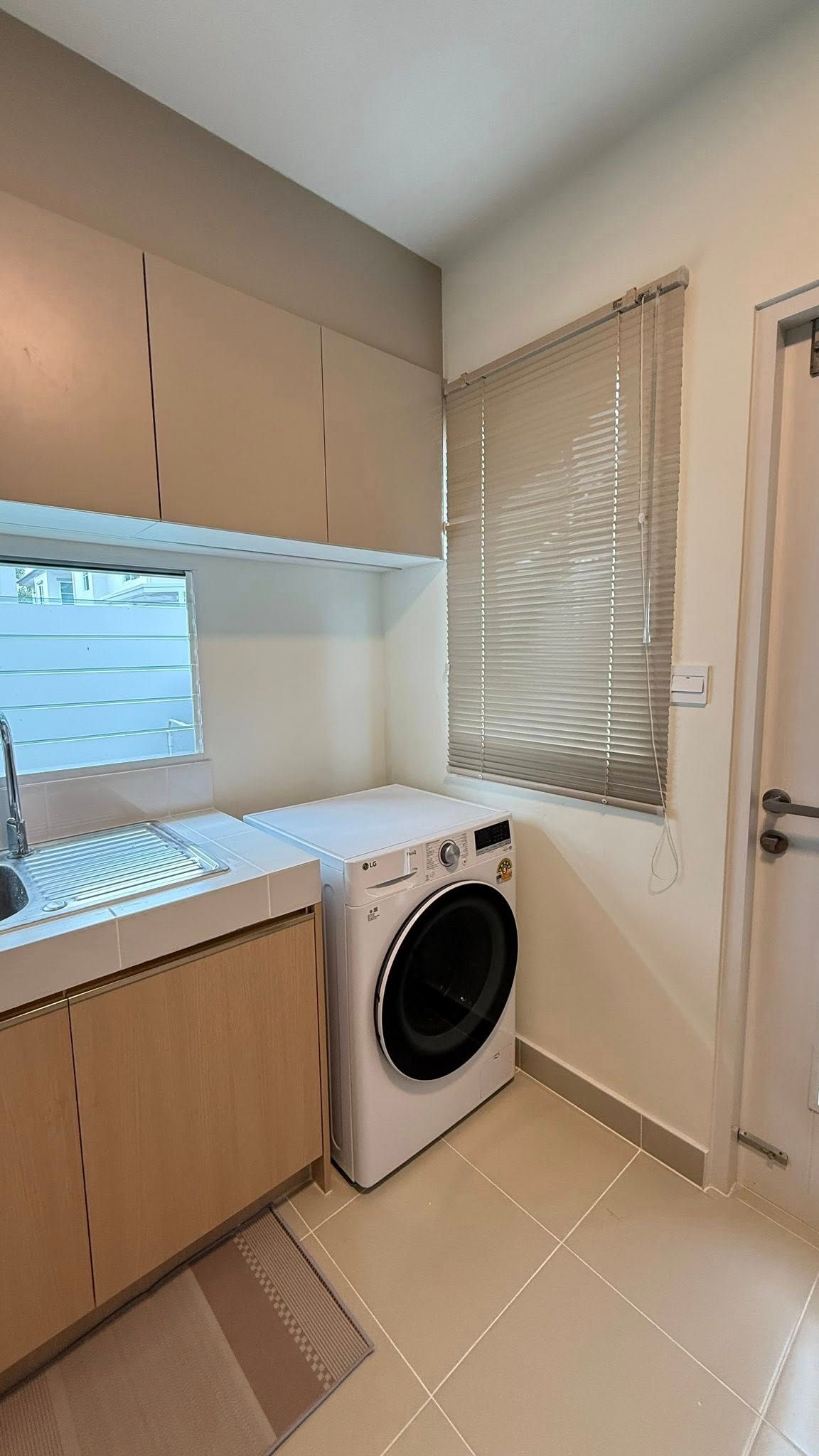 uploads/3efcf3ff-14c0-49cd-a97d-c18a86e0c28f/9b75fbcf-de6c-46fa-8db7-f648ac62972f