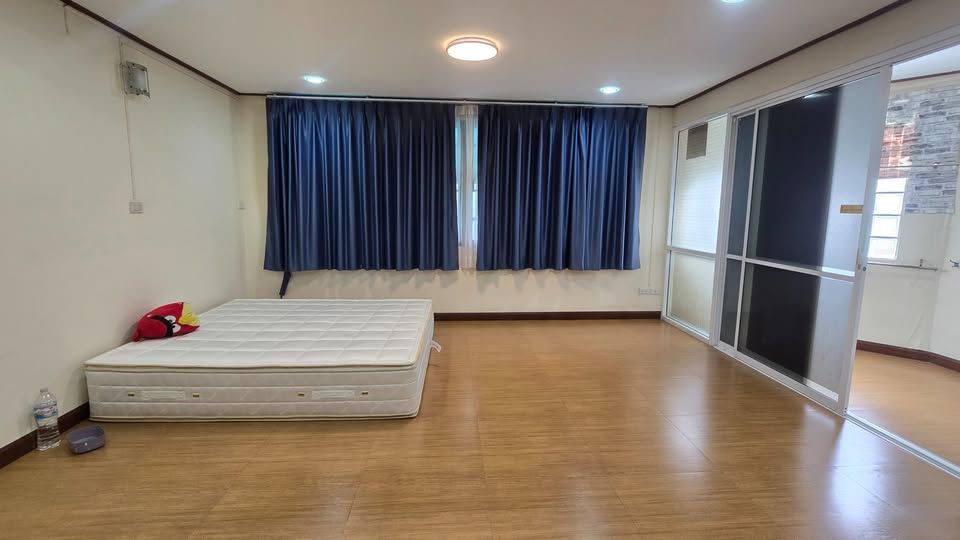 4 ห้องนอน ทาวน์เฮาส์ สำหรับเช่า ใน ห้วยขวาง, ห้วยขวาง, กรุงเทพมหานคร - Image 6