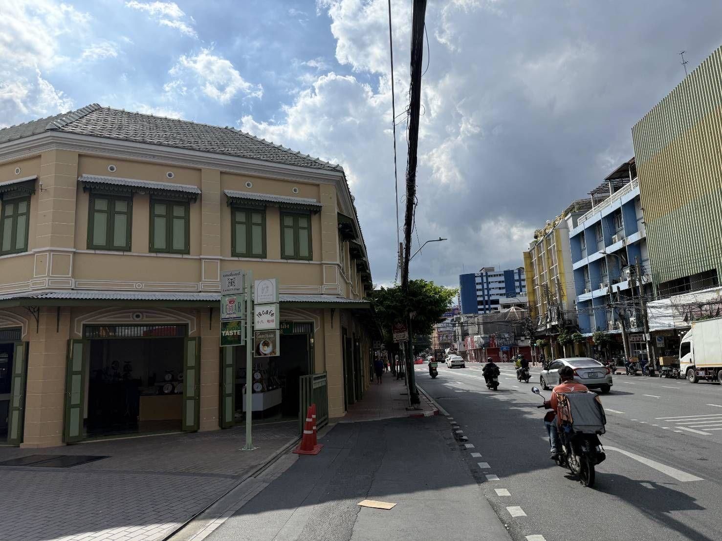  建筑物 出租 在  - Image 1