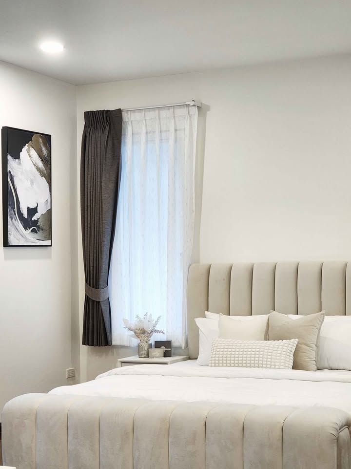 6 卧室 独立房屋 出租 在  - Image 15