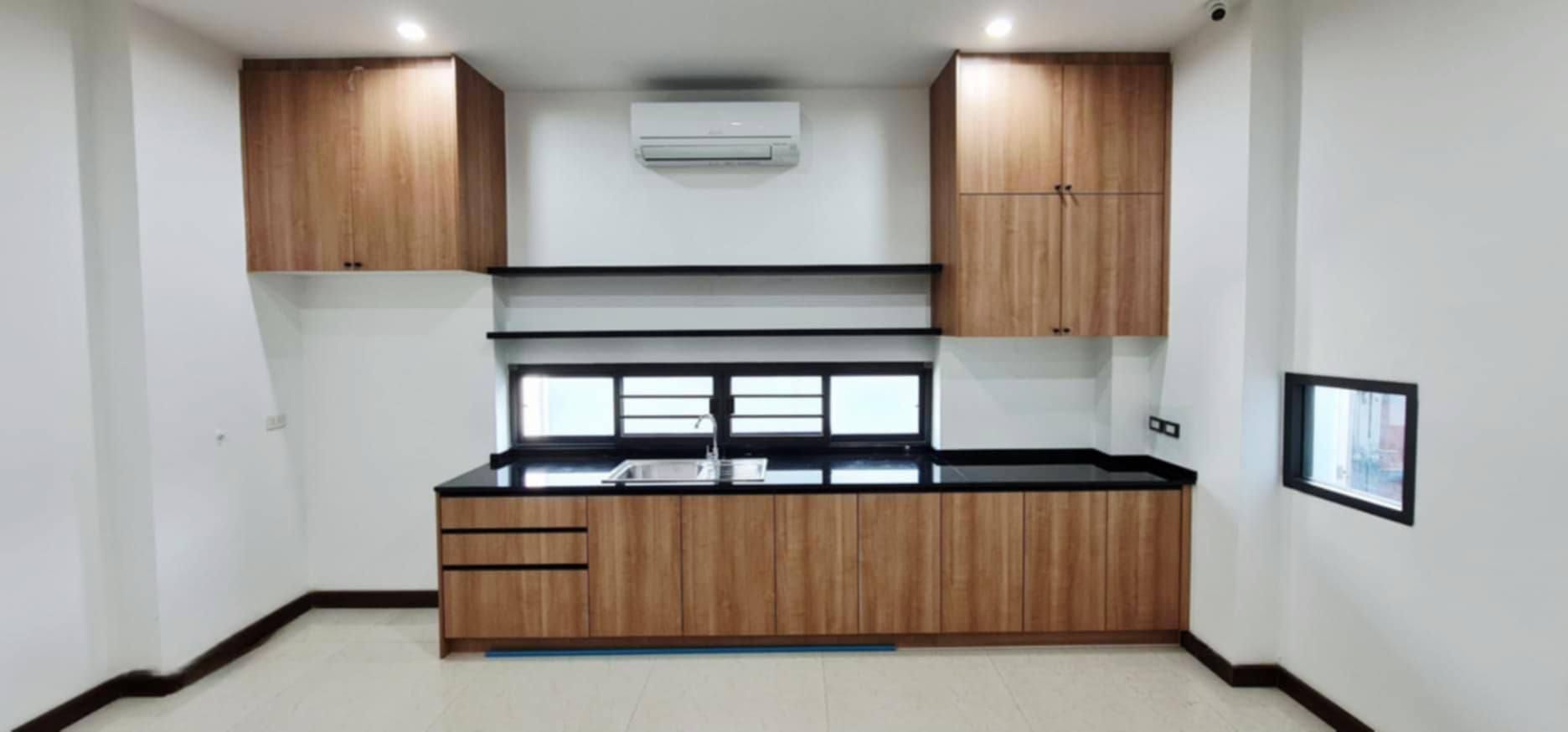 4 ห้องนอน บ้านเดี่ยว สำหรับเช่า ใน พระโขนง, คลองเตย, กรุงเทพมหานคร - Image 15