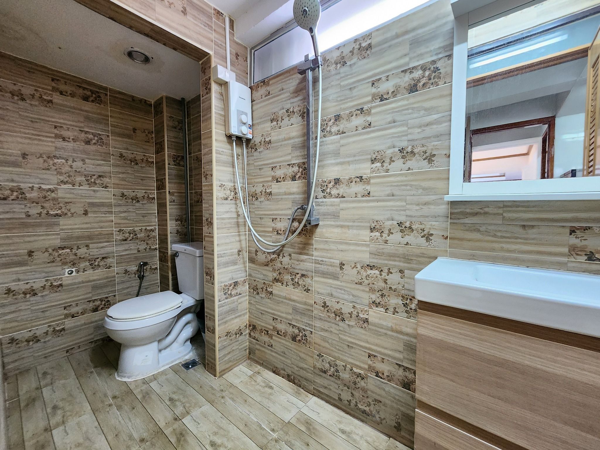 uploads/3efcf3ff-14c0-49cd-a97d-c18a86e0c28f/a0af149d-e80a-42e3-975b-5c380bf6040e