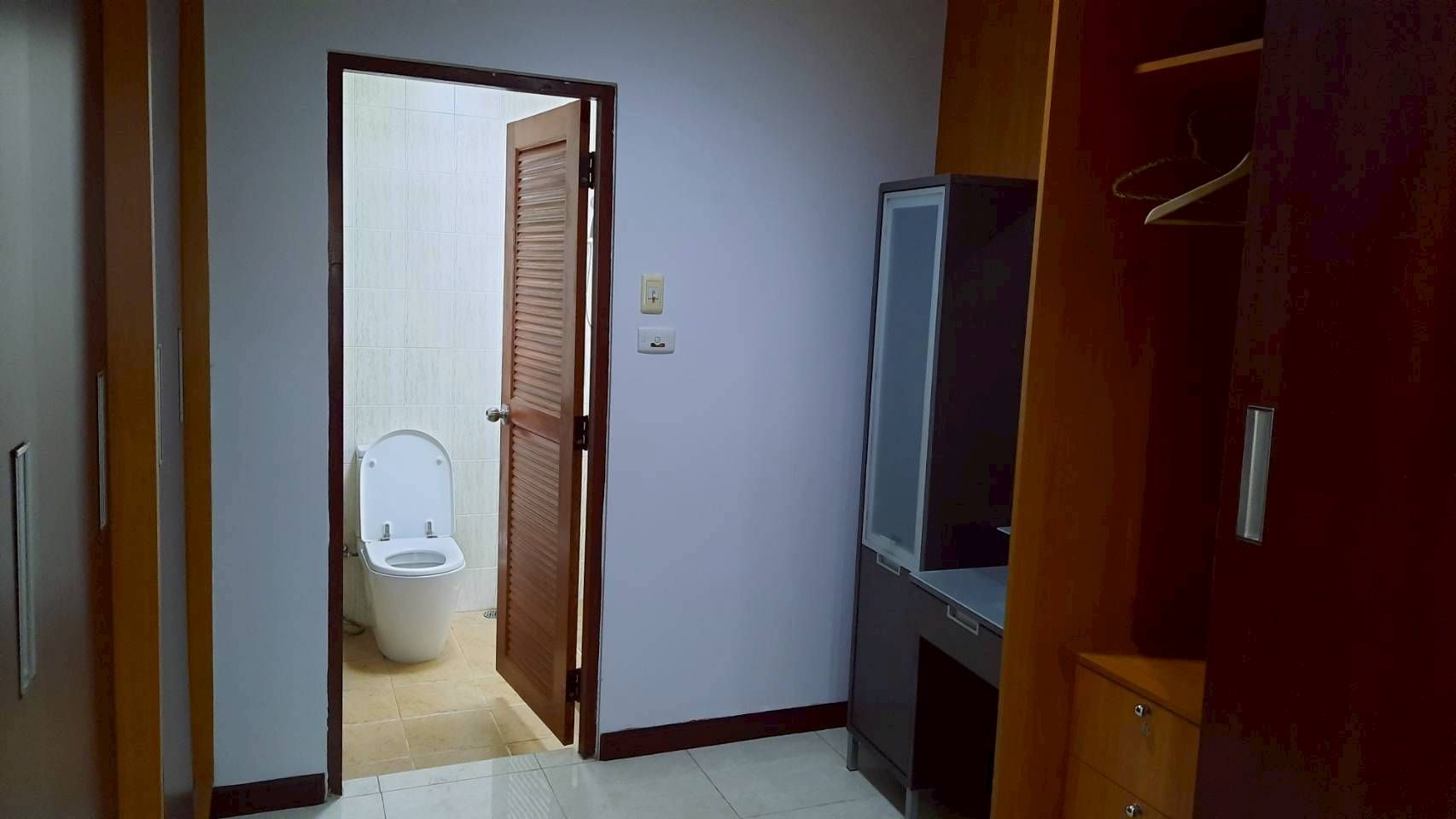 3 Bedroom House For Sale in Suan Luang, Suan Luang, Bangkok - Image 7