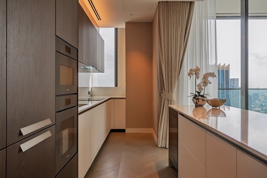 3 Bedroom Condo For Sale in Lumphini, Pathum Wan, Bangkok - Image 11