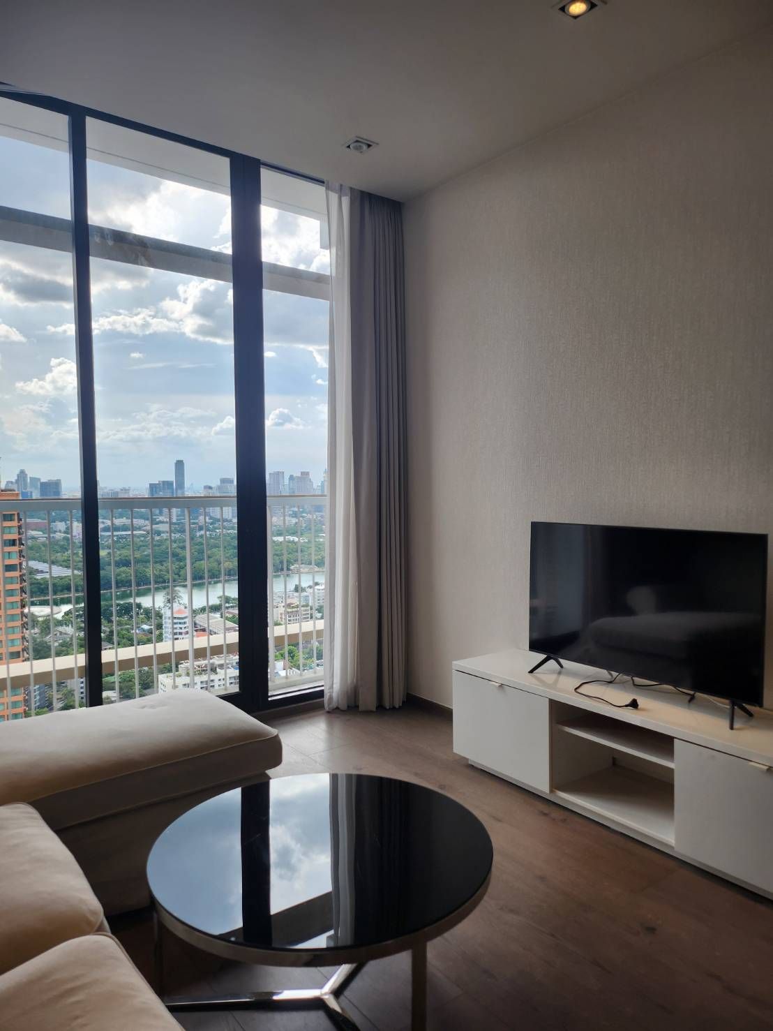 uploads/3efcf3ff-14c0-49cd-a97d-c18a86e0c28f/a24aee68-dc60-45d1-99ab-1fe86bbd7e42