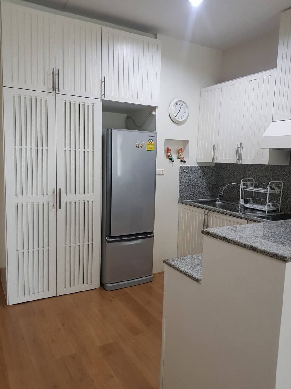 2 卧室 公寓 出租 在  - Image 13