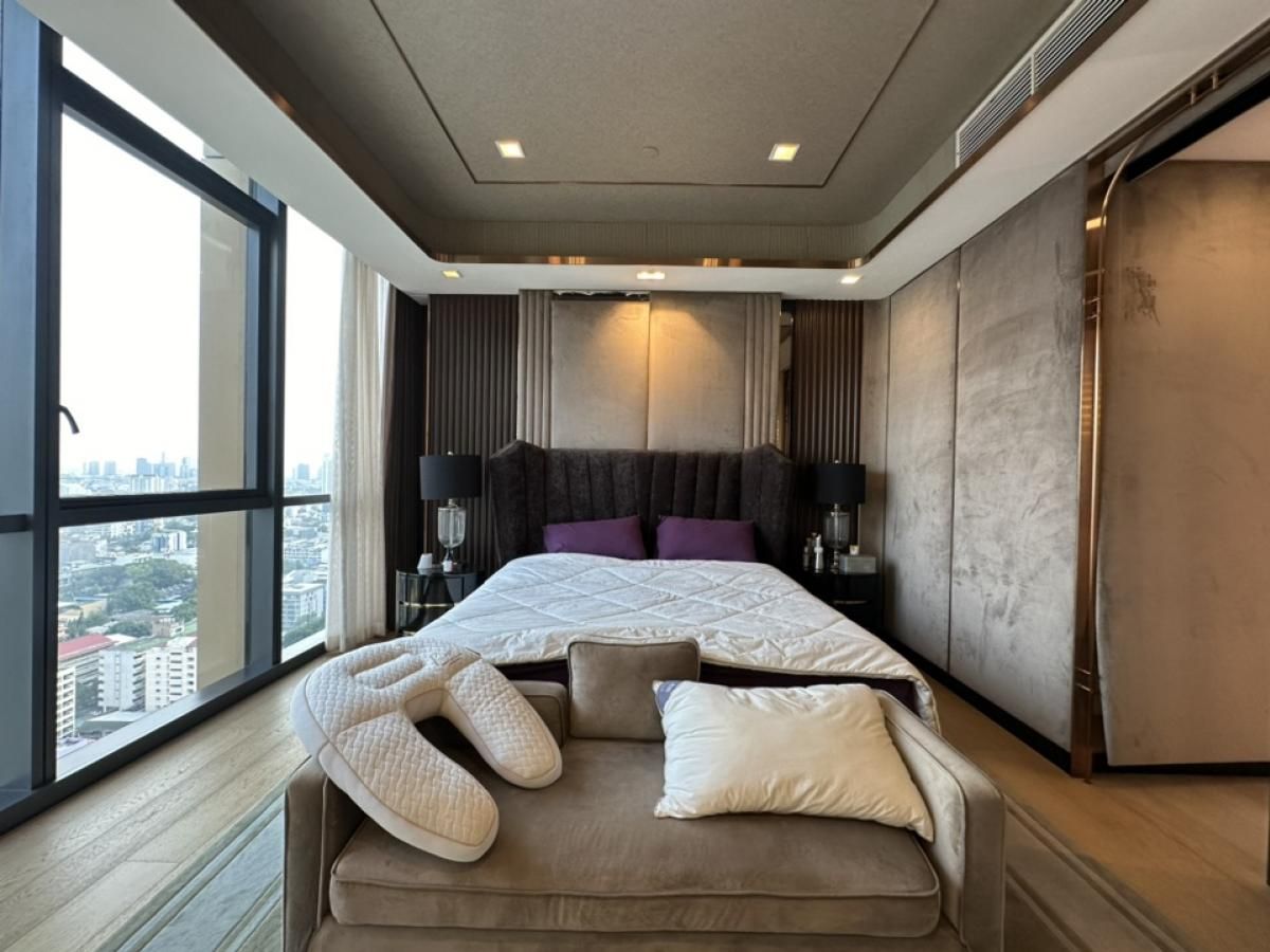 The Monument Thong Lo - Image 14